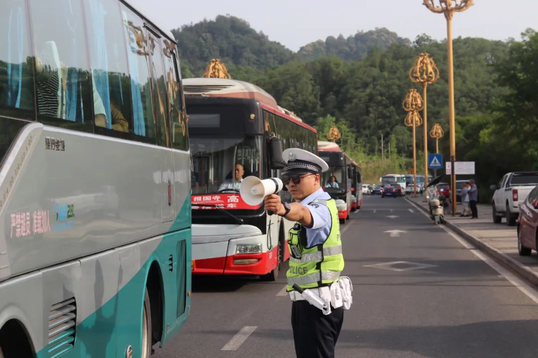 五一返程交通安全提示_出行提示_四川五一交通安全