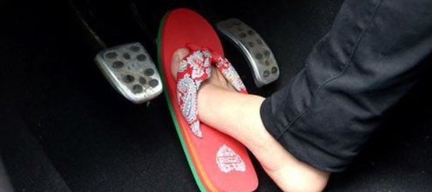 夏季疲勞駕駛預(yù)防_夏季行車安全提示_出行提示