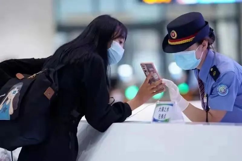 出行提示_2021年國慶節(jié)高速公路免費(fèi)通行時間_陜西國慶節(jié)高速公路流量預(yù)測