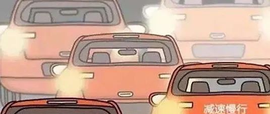 雪天行車安全注意事項(xiàng)_繞車檢查車胎_出行提示