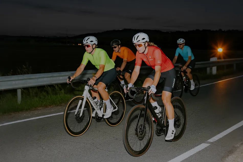 夜騎安全指南_裝備選擇技巧_路況