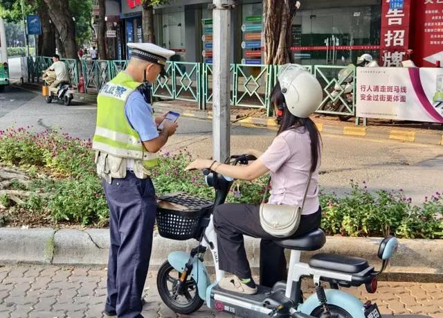 首批執(zhí)行地區(qū)時間表_禁行范圍非標(biāo)電動車_限行