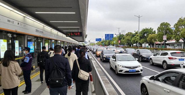 清明假期高速公路流量預(yù)測(cè)_出行提示_2026年清明假期全國(guó)公路網(wǎng)運(yùn)行研判分析報(bào)告