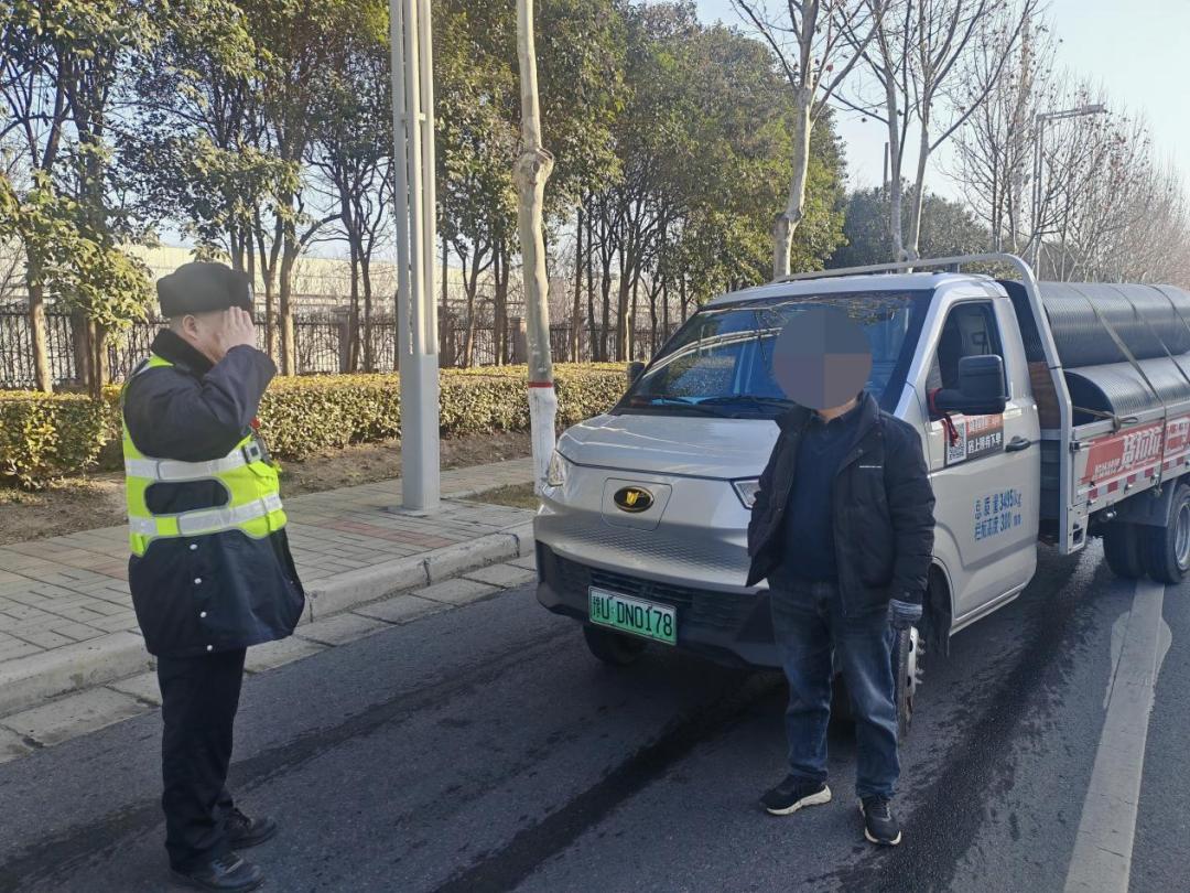 禁行_禁行的拼音_禁行標(biāo)識(shí)牌圖片大全