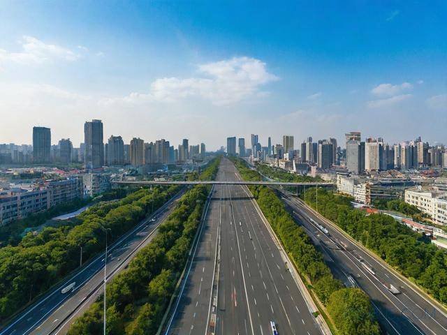 9月15日8時實時路況信息公布！城市道路與高速狀況全知曉